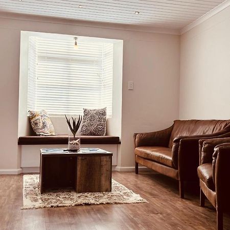Nautilus 2 Bedroom Self-Catering Apartment Swakopmund Bagian luar foto
