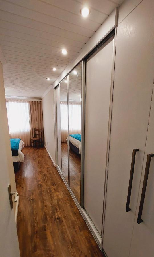 Nautilus 2 Bedroom Self-Catering Apartment Swakopmund Bagian luar foto